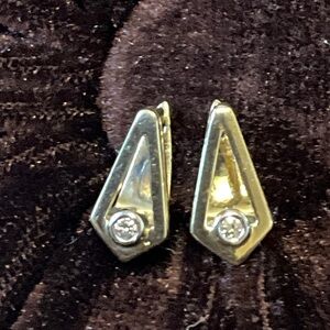 Elegant 14kt Yellow Gold and Diamond Geometric locking Leverback Earrings